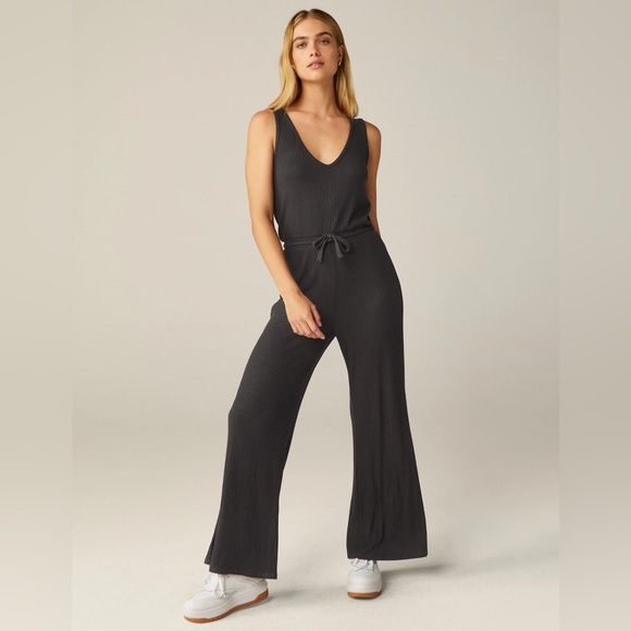 NWT Beyond Yoga Jetsetter Ribbed V-Neck Jumpsuit Birch Color sz SMALL wide leg - Picture 6 of 10